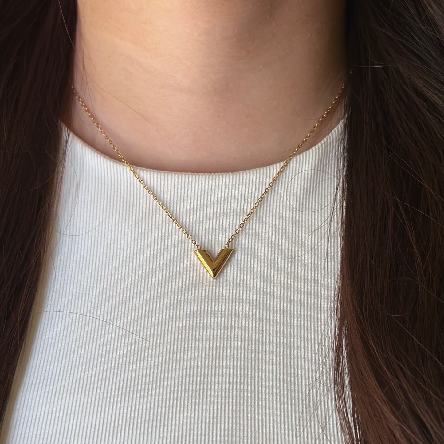V Necklace