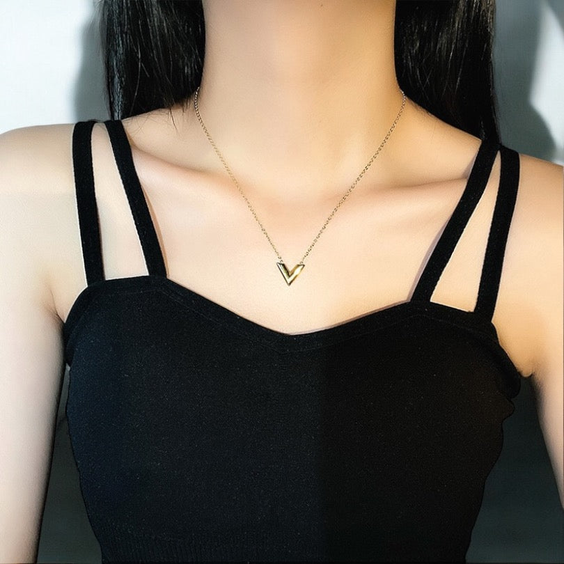 V Necklace