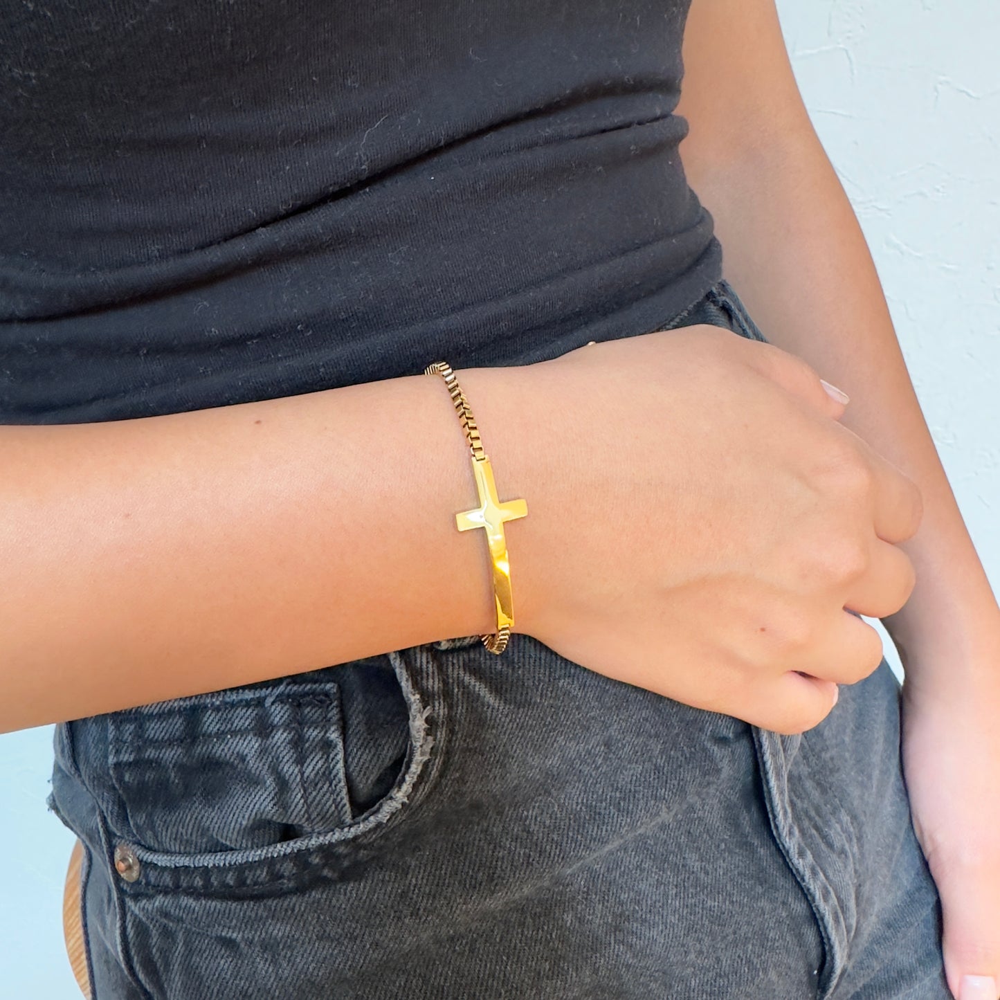 Plain Cross Bracelet