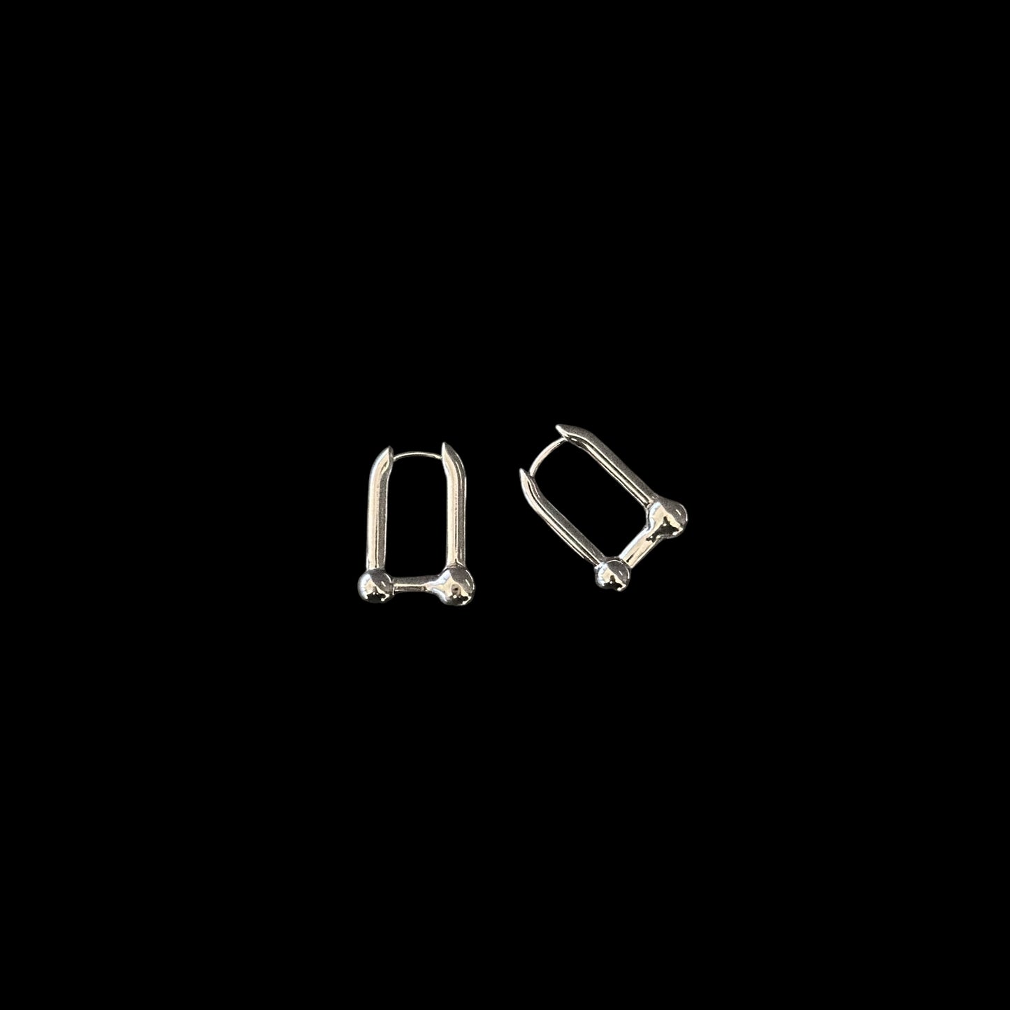 Combine Hoop Pierce